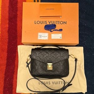 COPY - Louis Vuitton Pochette Metis Empreinte Noir - EUC